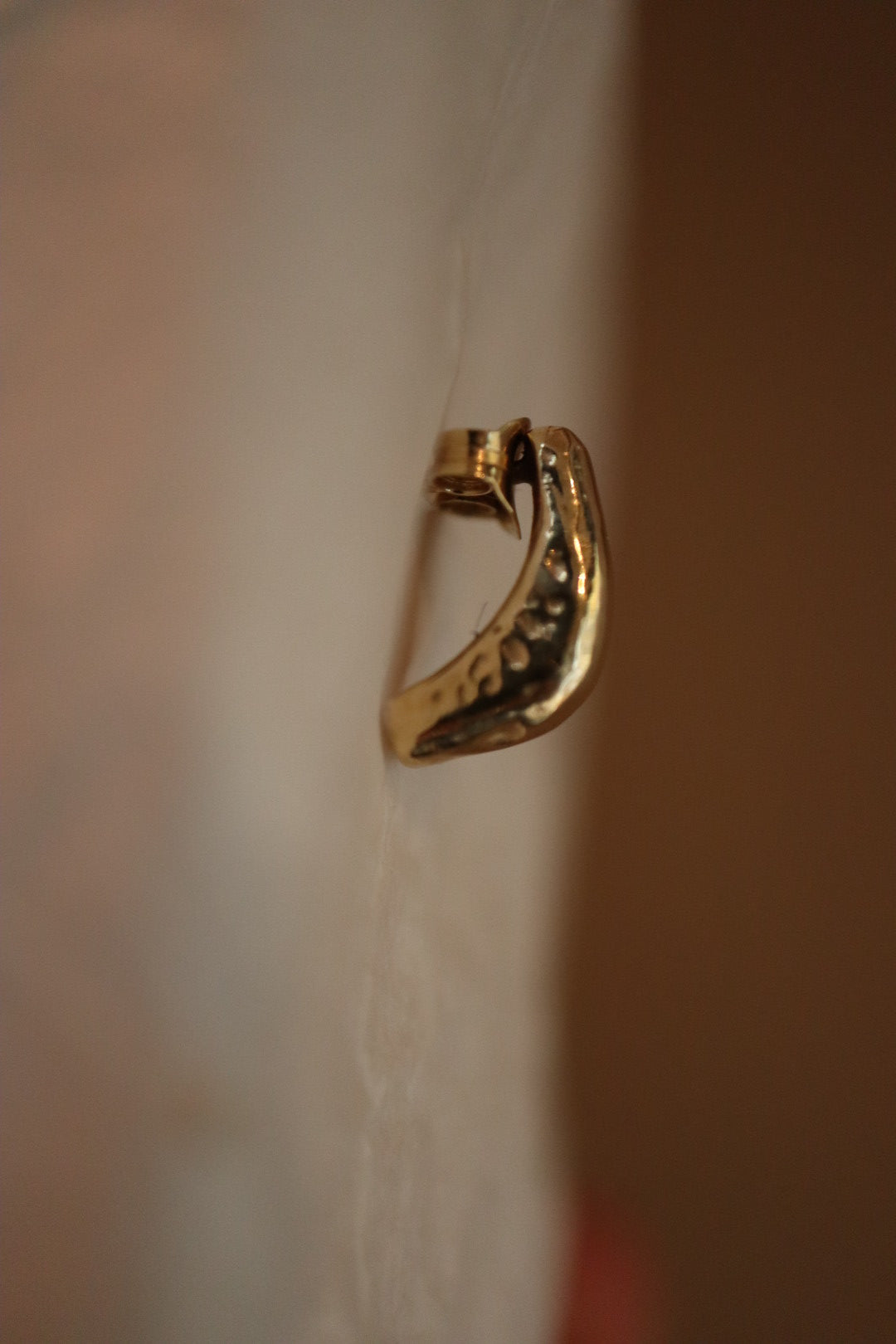 Monday Huggie Textured 9k Gold